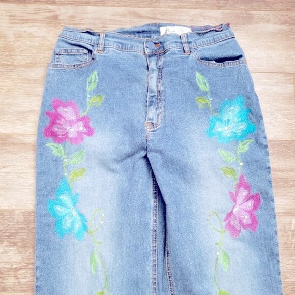 Lana Erica Embroidered Flower Sequined Straight Leg Jeans 8 - Picture 3 of 9